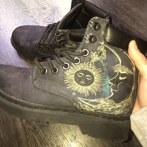 sun and moon winter boots
